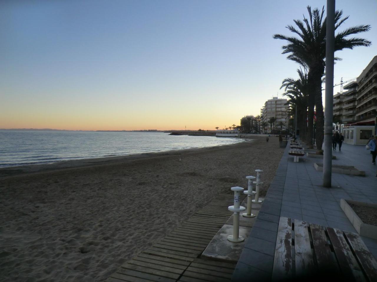 Casas Holiday - Playa Del Cura 2 Торрев'єха Екстер'єр фото